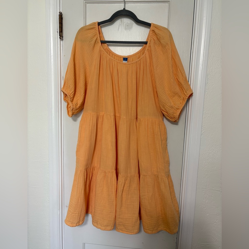 Old Navy Peach Short Sleeve Dress